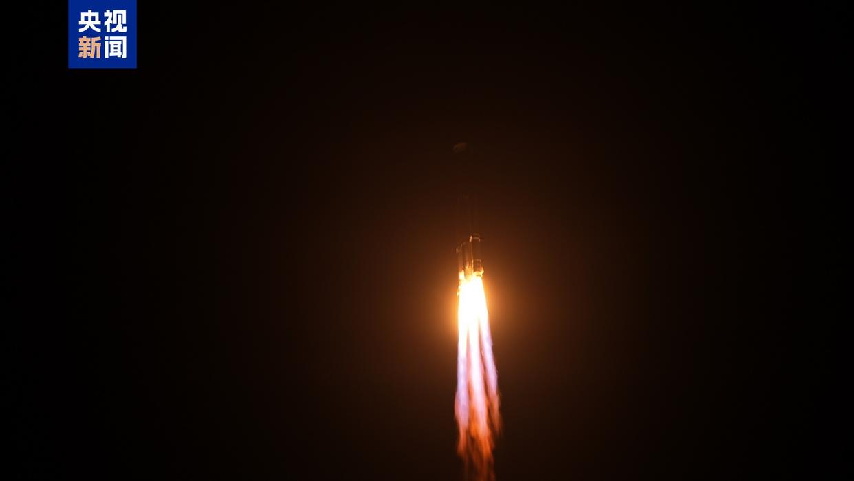 LEO satellite deployment sequence